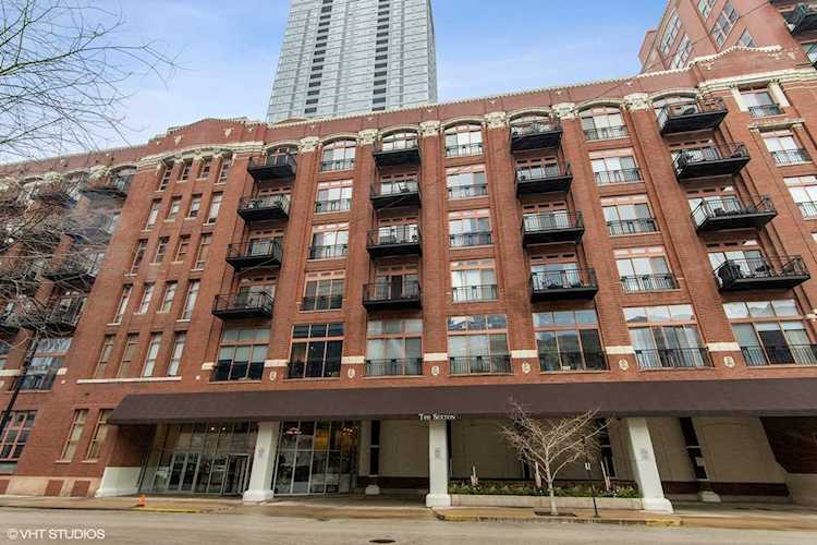 360 W Illinois St #417 Chicago, IL 60654