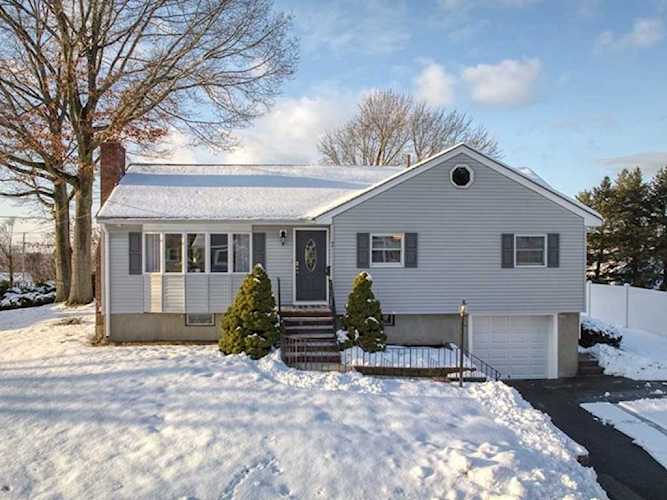 7 Rose Lane Stoneham, MA 02180 | MLS 73073769 Photo 1