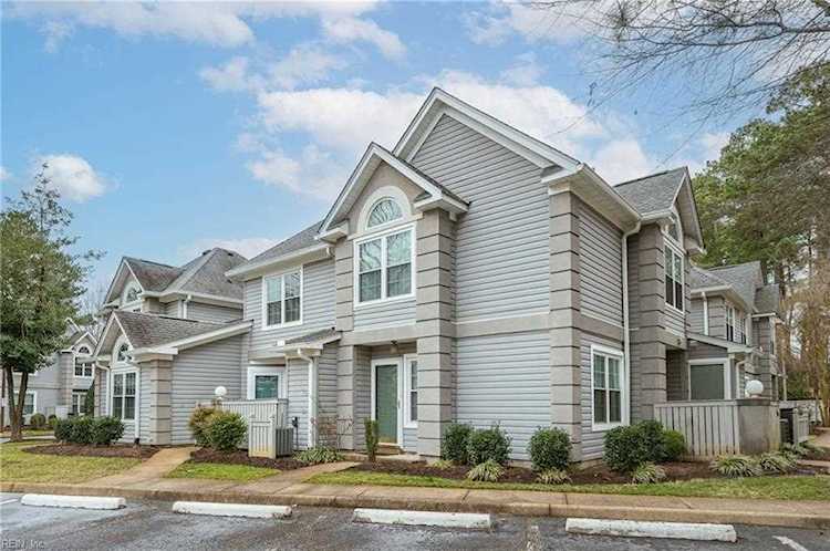 704 Rue Marseille Chesapeake, VA 23320