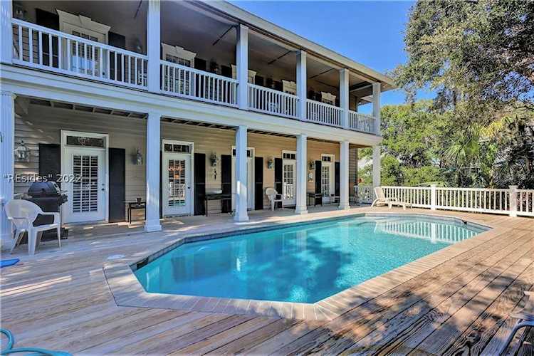 4 Wanderer Ln Hilton Head Island, SC 29928