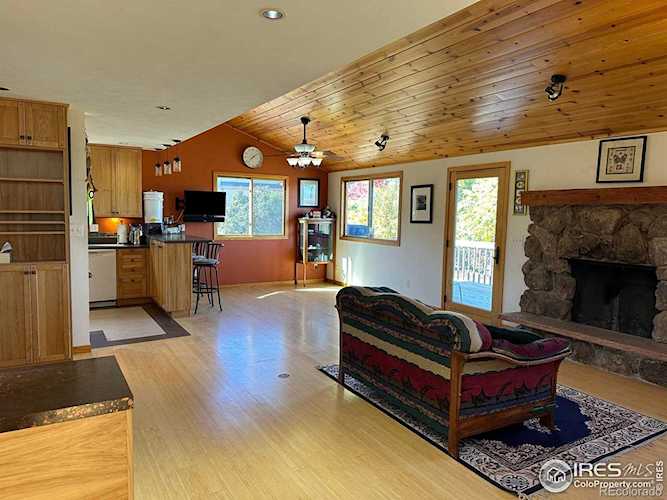 9057 Morton Rd Niwot, CO 80503