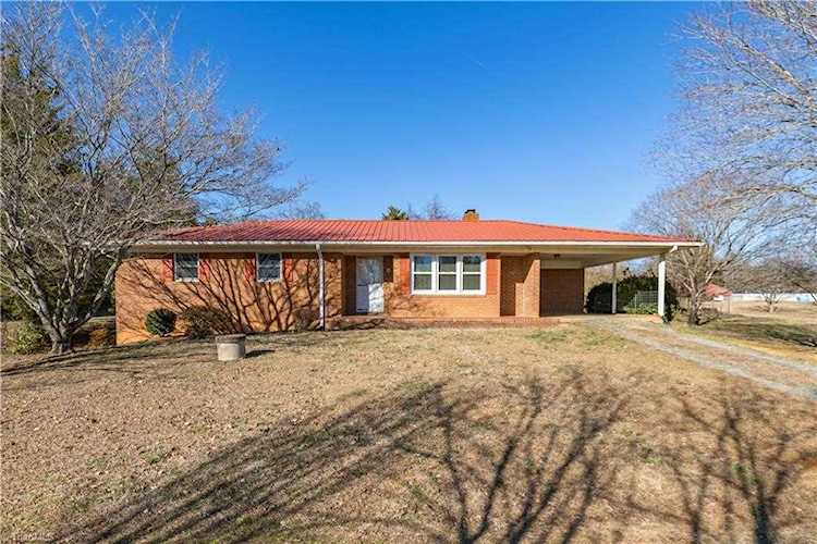 202 Fritts Road Lexington, NC 27295 | MLS 1095045 Photo 1
