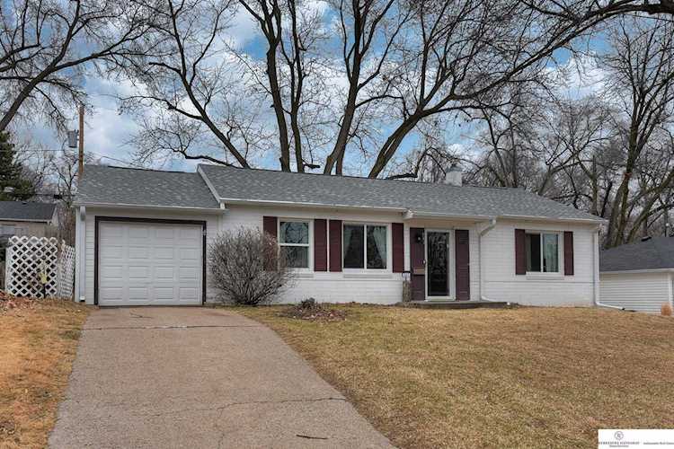 541 S 69 St Omaha, NE 68106