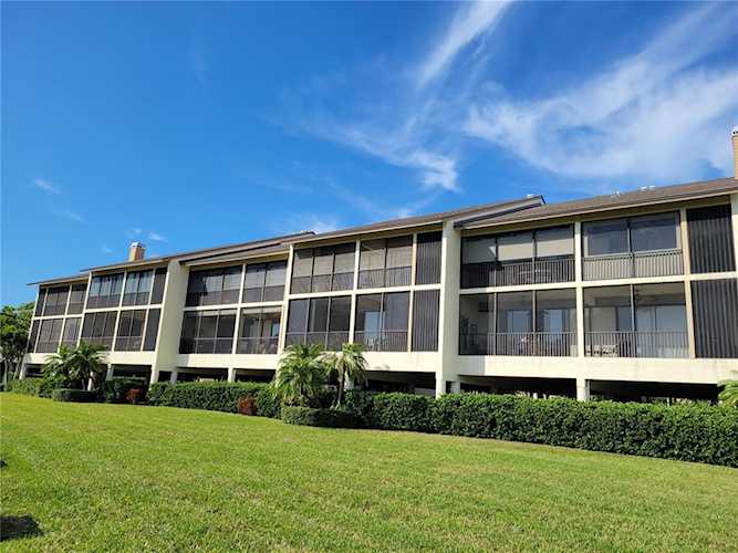 3905 Mariners WALK #813 Cortez, FL 34215 | MLS A4558614 Photo 1