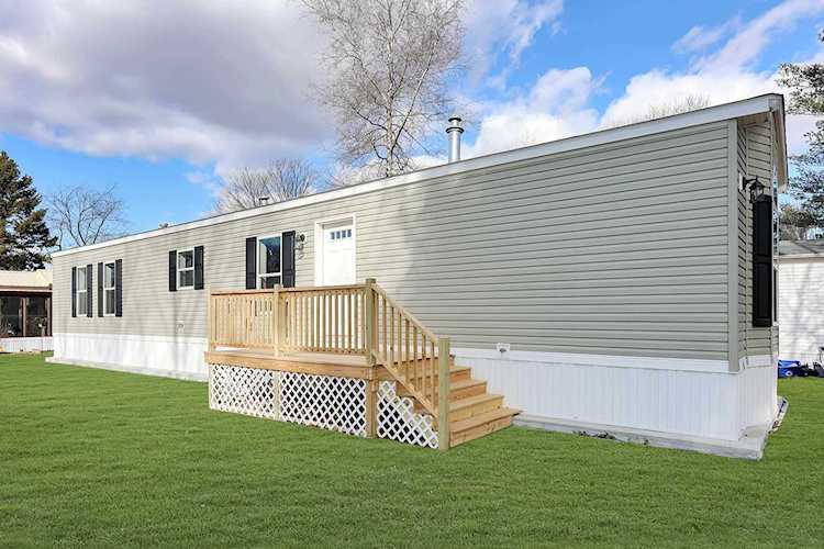 10 Poplar St Exeter, NH 03833