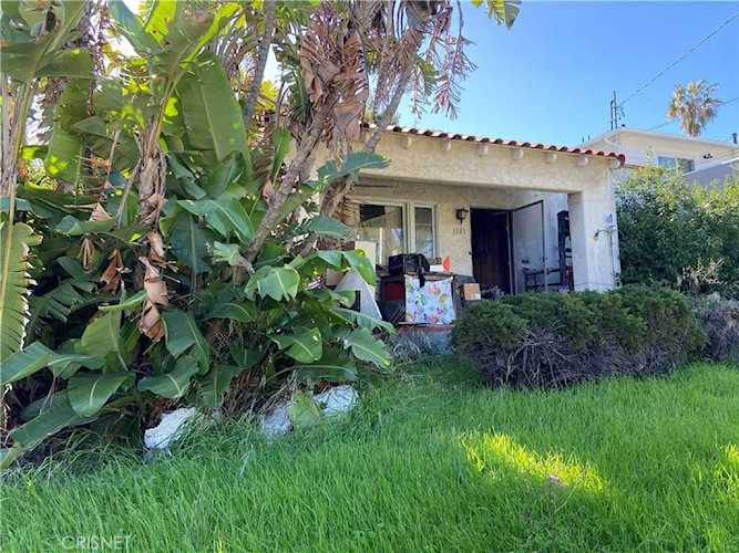 1501 W 7th St San Pedro, CA 90732 | MLS SR23014134 Photo 1