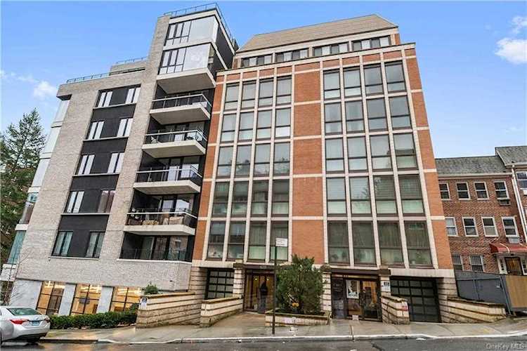 628 W 238th Street #5B Bronx, NY 10463