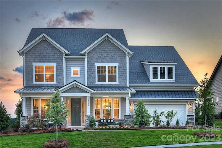 15909 Walnut Hill Dr Charlotte, NC 28278 | MLS 3937887 Photo 1