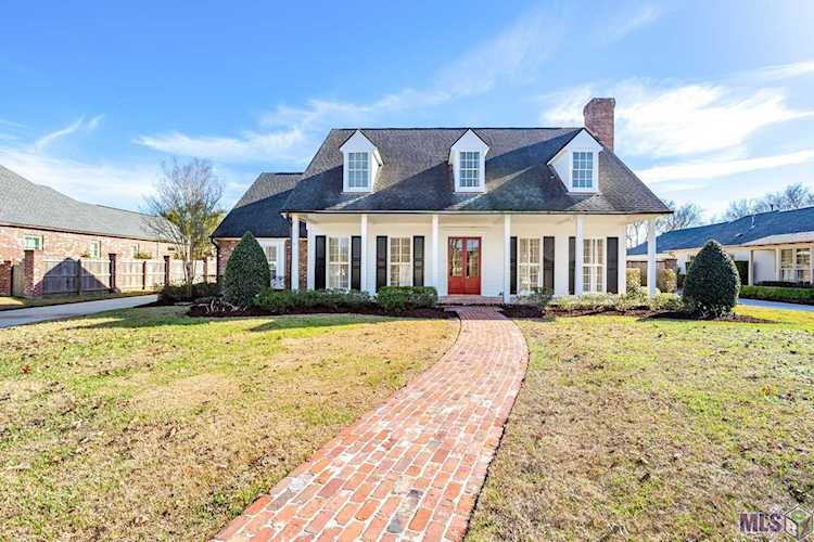 17503 W Muirfield Dr Baton Rouge, LA 70810