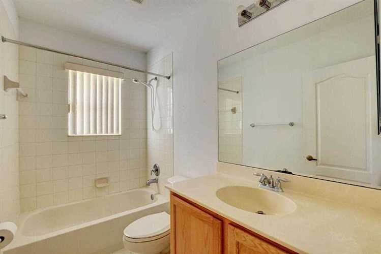 4208 Windmill Palm Way Green Acres, FL 33463