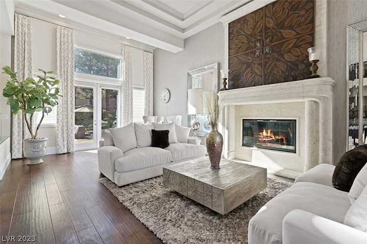 8925 Brook Bay Ct Las Vegas, NV 89134