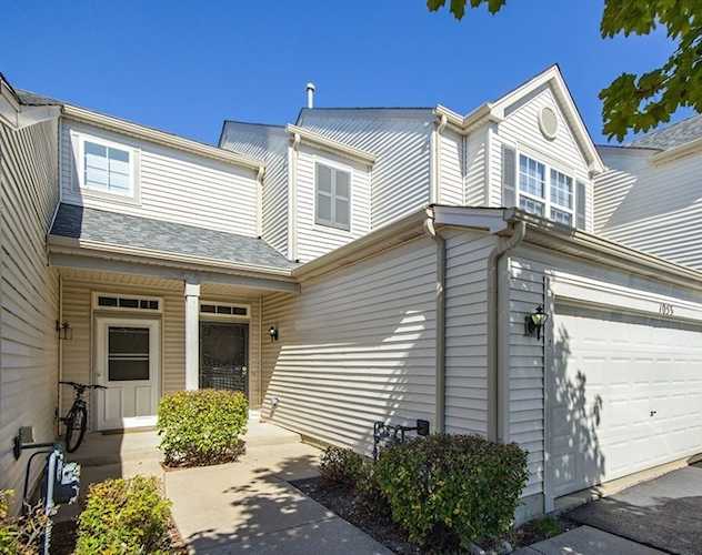 1053 Clover Dr Minooka, IL 60447