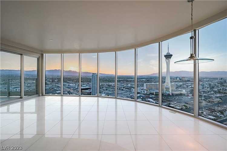 222 Karen Ave #4308 Las Vegas, NV 89109