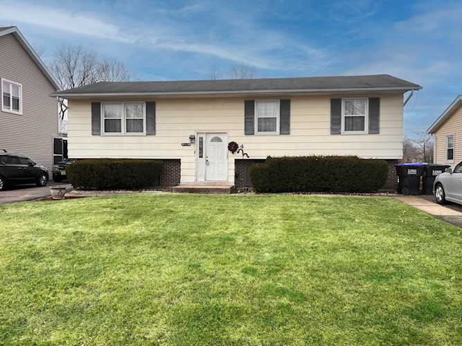20554 N Celia Ave Lincolnshire, IL 60069