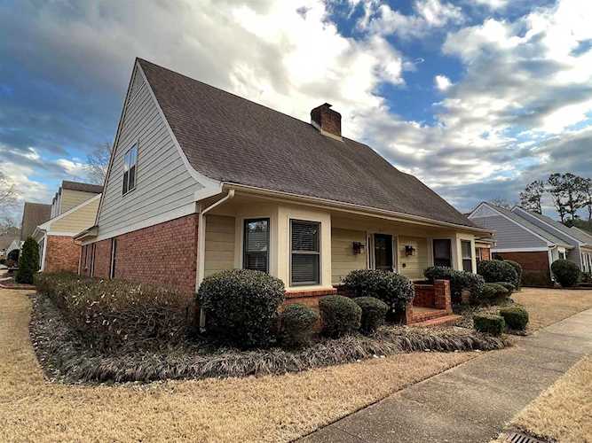 1919 Wicklow Way Germantown, TN 38139
