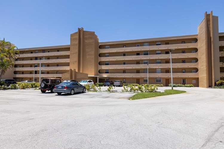 299 NW 52nd Terrace #118 Boca Raton, FL 33487