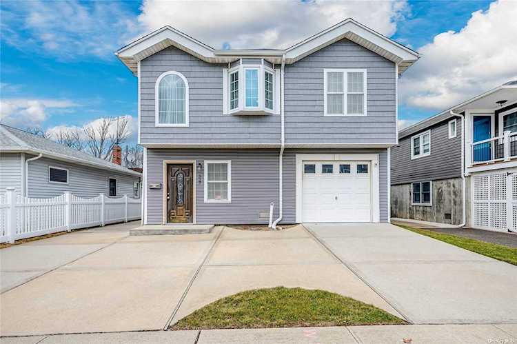 327 E Harrison Street Long Beach, NY 11561
