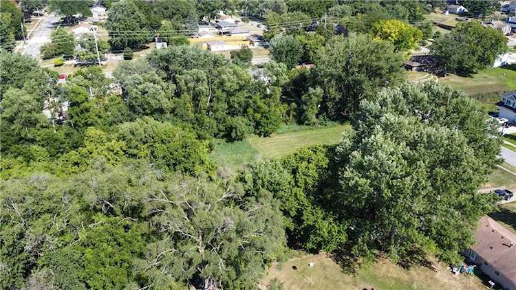 4700 Fairview St Pleasant Hill, IA 50327