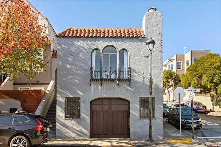 3700 Folsom Street San Francisco, CA 94110 | MLS 423717808 Photo 1