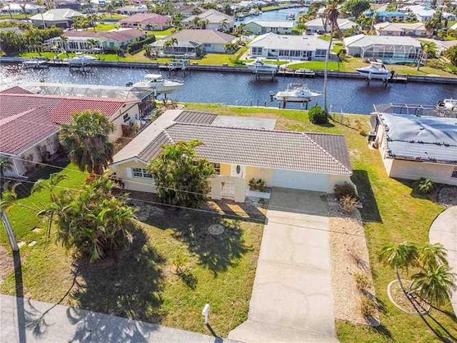 523 Via Cintia Punta Gorda, FL 33950