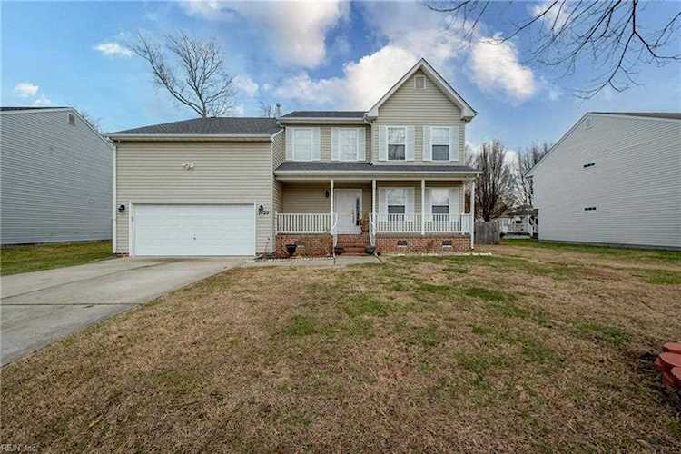 1720 Aspenwood Dr Hampton, VA 23666 | MLS 10472391 Photo 1