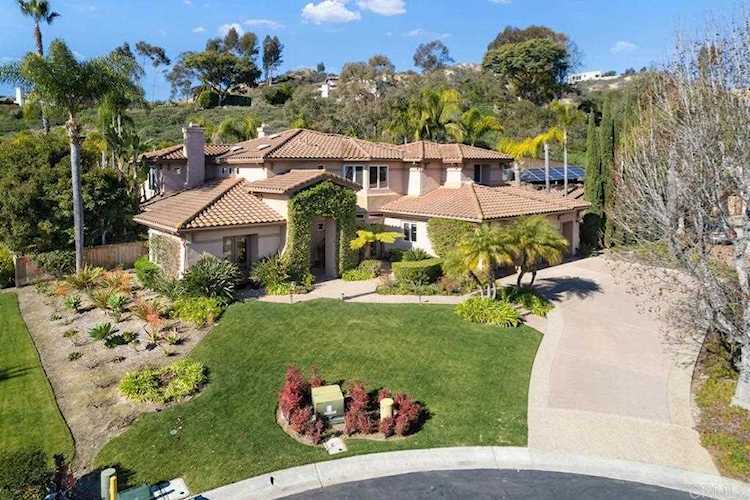 2212 Rosemont Lane Encinitas, CA 92024