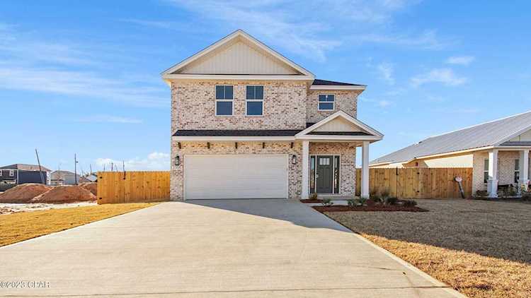 2705 Largo St Panama City, FL 32404