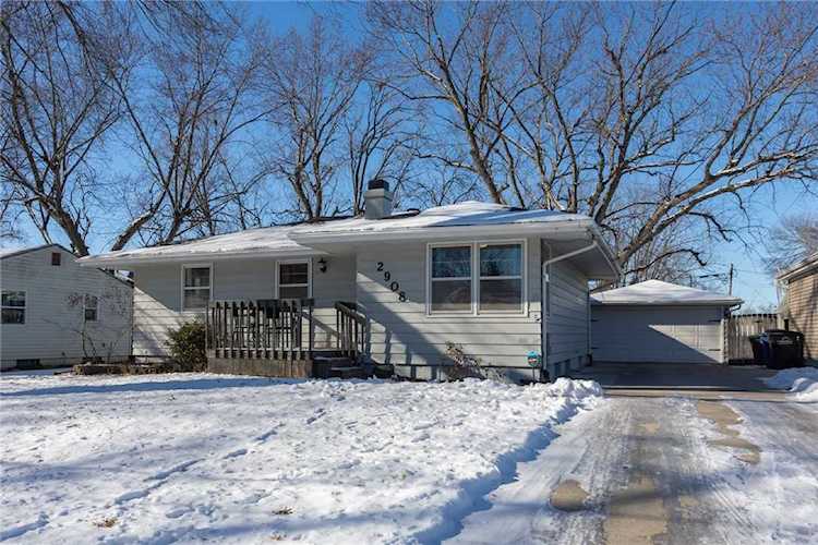 2908 E 39th St Des Moines, IA 50317