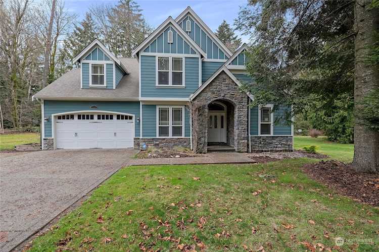 4532 Dyes Inlet Rd NW Bremerton, WA 98312