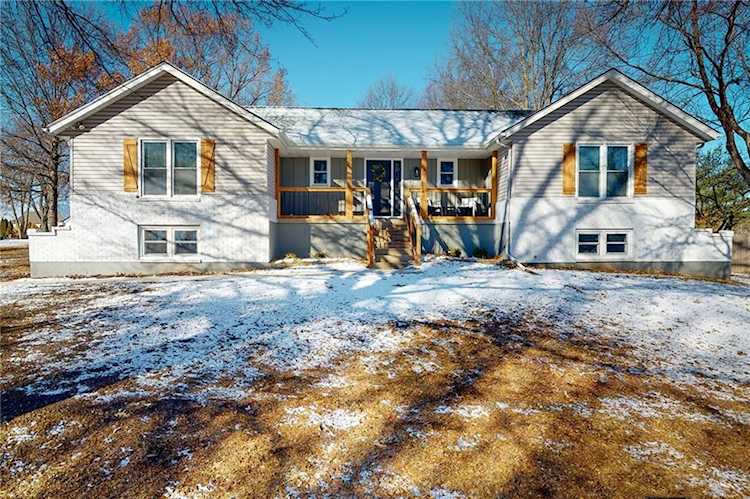 9604 Middleton St Lee's Summit, MO 64086