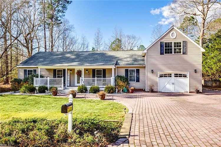 234 Robertson St Williamsburg, VA 23185