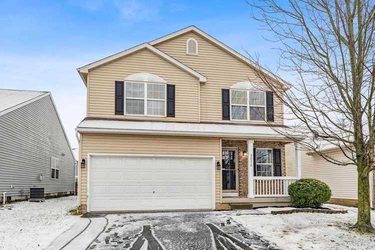 3878 Sugarbark Drive Canal Winchester, OH 43110 | MLS 223002201 Photo 1