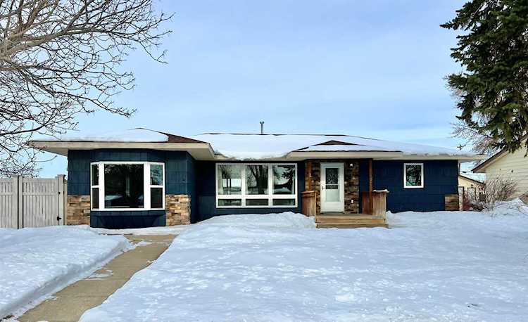 1 SE Fair Way Minot, ND 58701