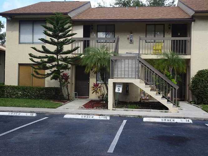 6551 Arleigh Court #201 Boca Raton, FL 33433