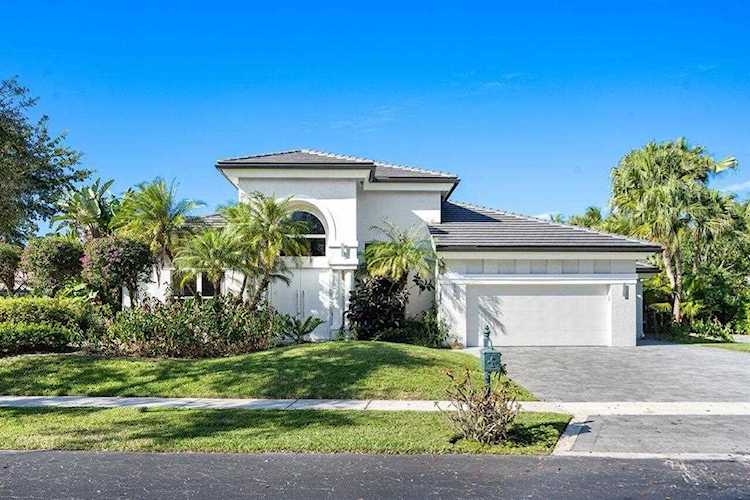 6035 NW 30th Way Boca Raton, FL 33496