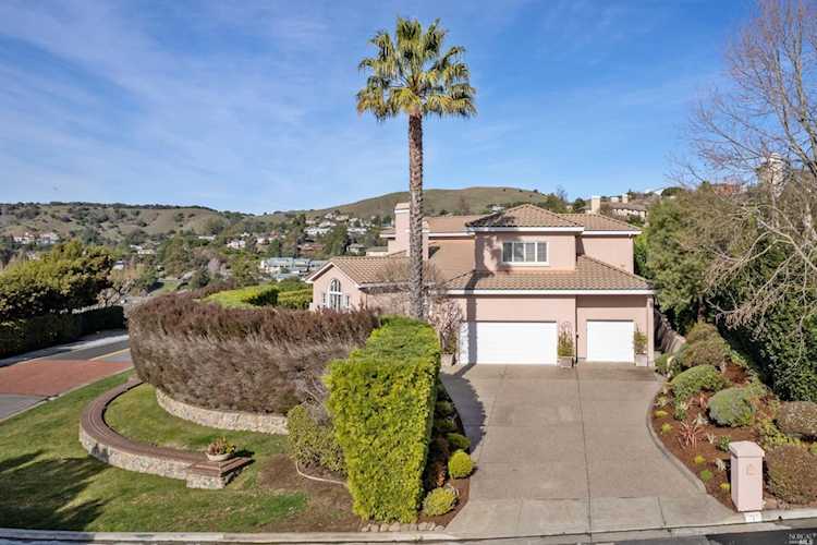1 Cayford Drive Tiburon, CA 94920