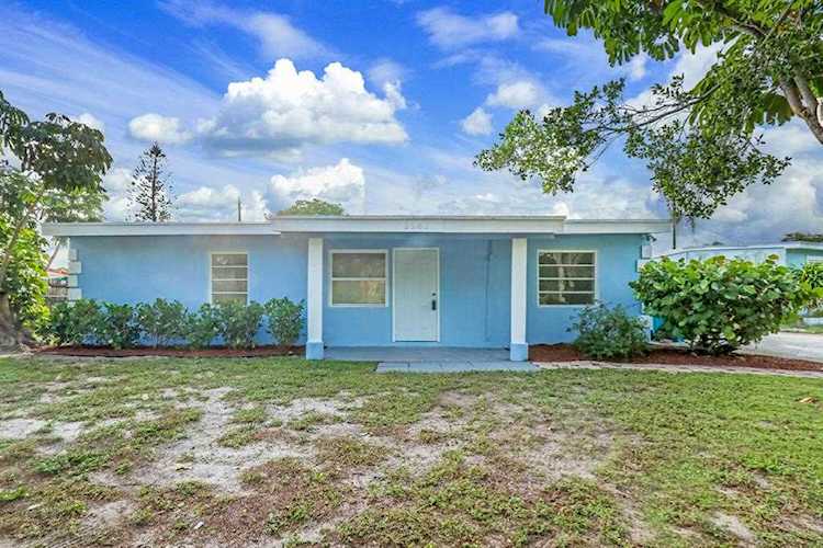 2941 Ocean Parkway Boynton Beach, FL 33435