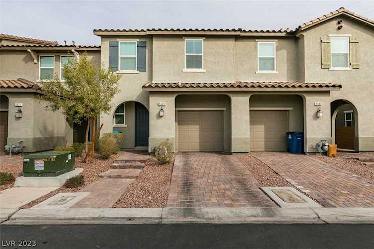 5676 Calm Season St Las Vegas, NV 89118