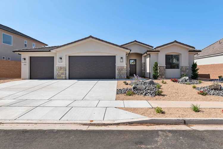 976 E Black Oak DR Washington, UT 84780