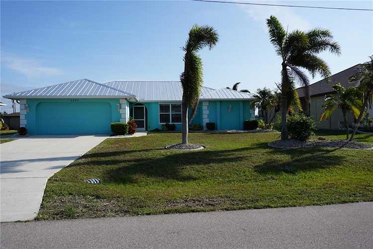 2386 Greenland Ct Punta Gorda, FL 33983