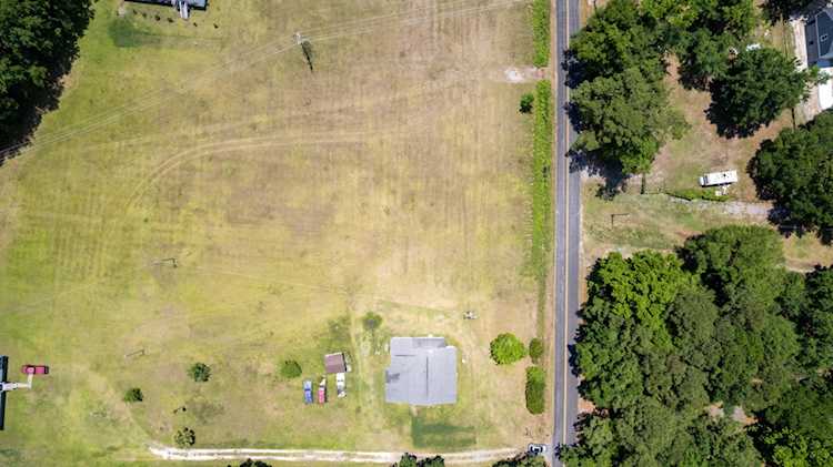 1136 Tibwin Rd McClellanville, SC 29458