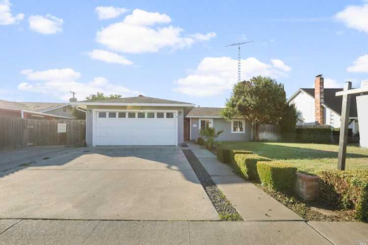 615 Devonshire Drive Dixon, CA 95620