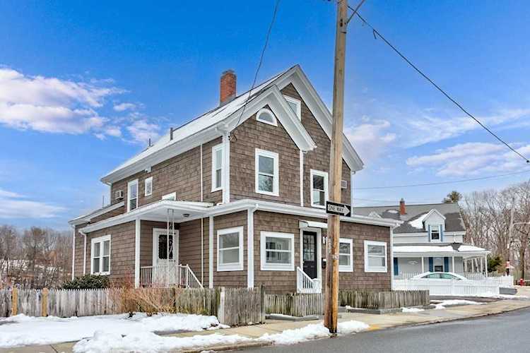 29 Greene St Beverly, MA 01915 | MLS 73074184 Photo 1