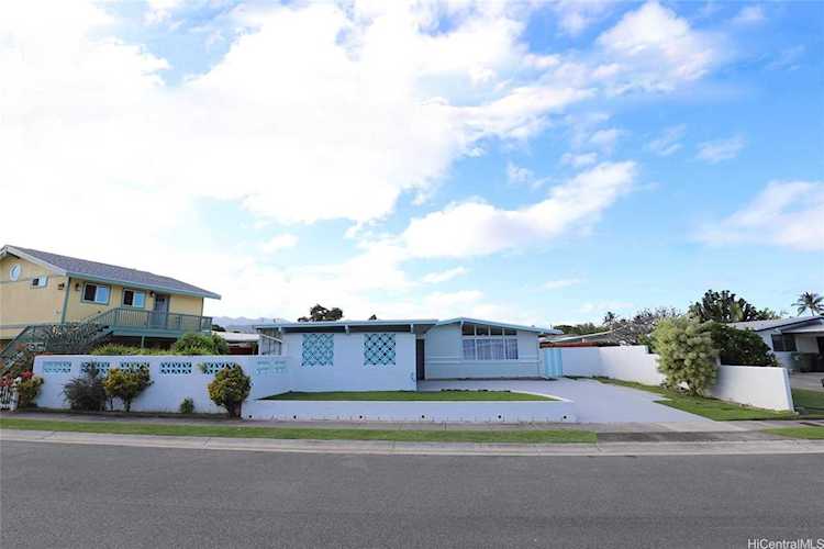 927 Wanaao Road Kailua, HI 96734