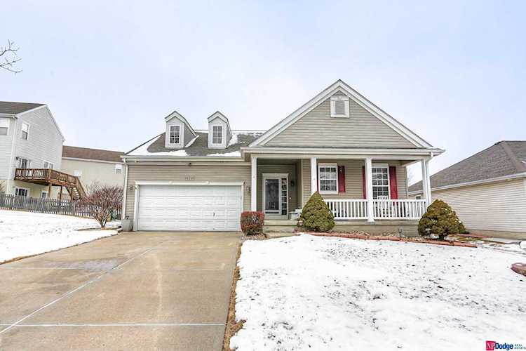 16326 Ohio St Omaha, NE 68116