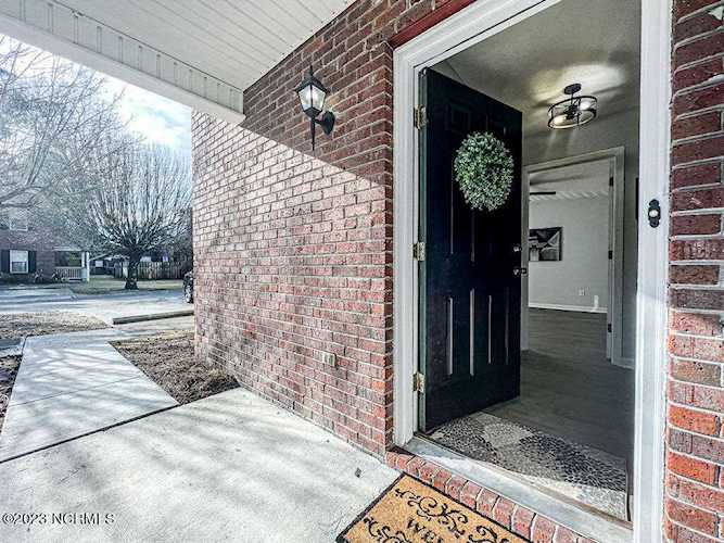 Home For Sale At 5110 Lamppost Circle, Wilmington NC 28403 $240,000 Photo 1