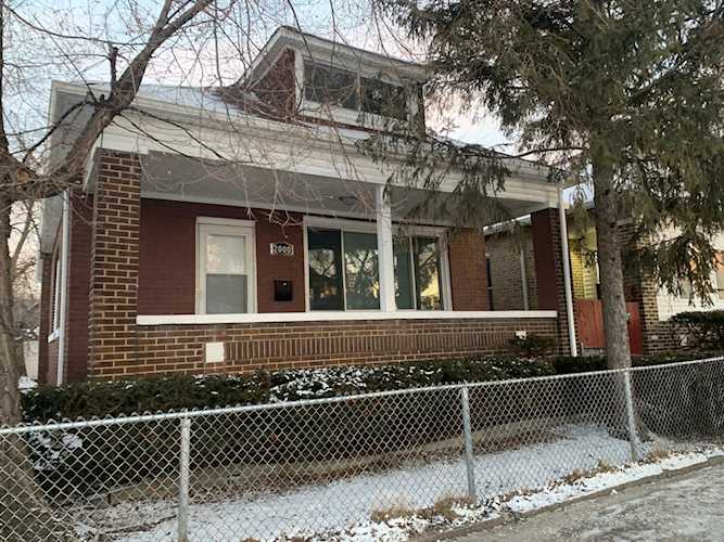 2000 E 93rd St Chicago, IL 60617