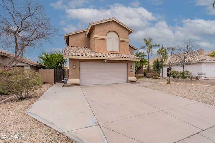 7252 E Medina Avenue Mesa, AZ 85209