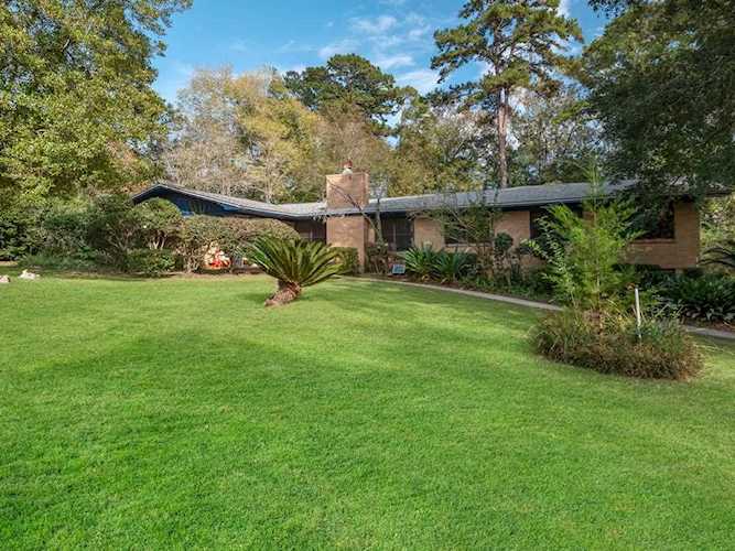 849 Brookwood Dr Tallahassee, FL 32308