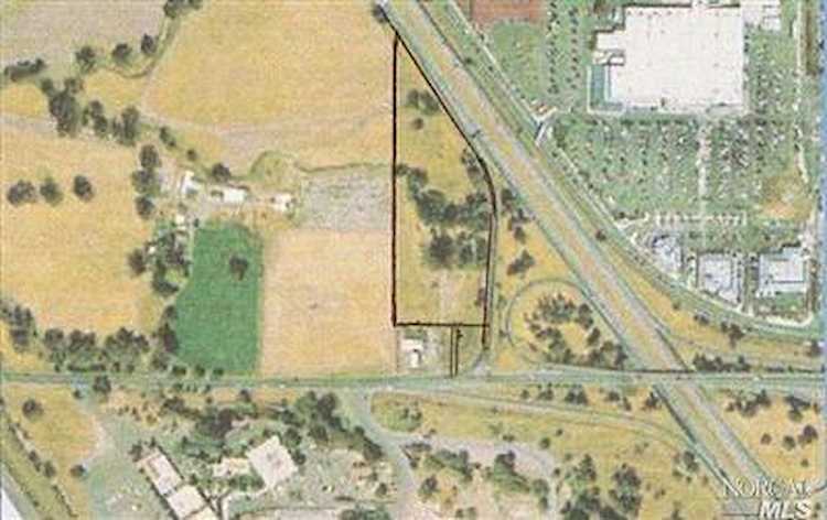 705 Shiloh Road Windsor, CA 95492